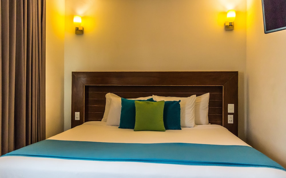 Aqua Star Boutique Hotel and Condos By Koox Luxury Collection 37/80