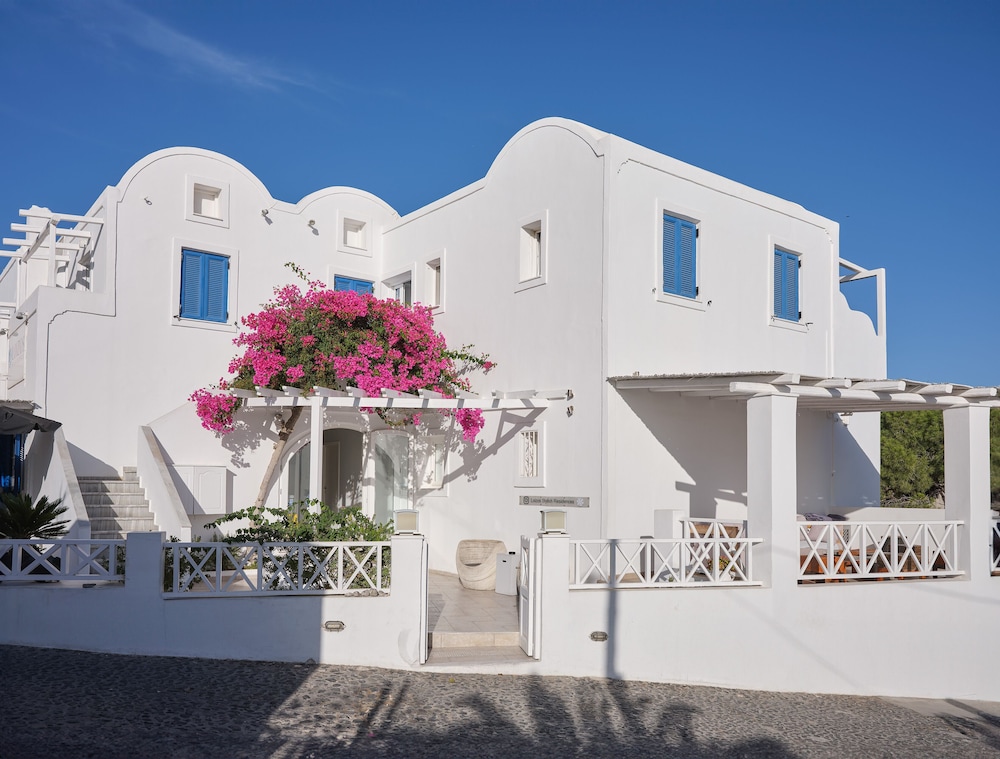 Loizos Apartments 45/50