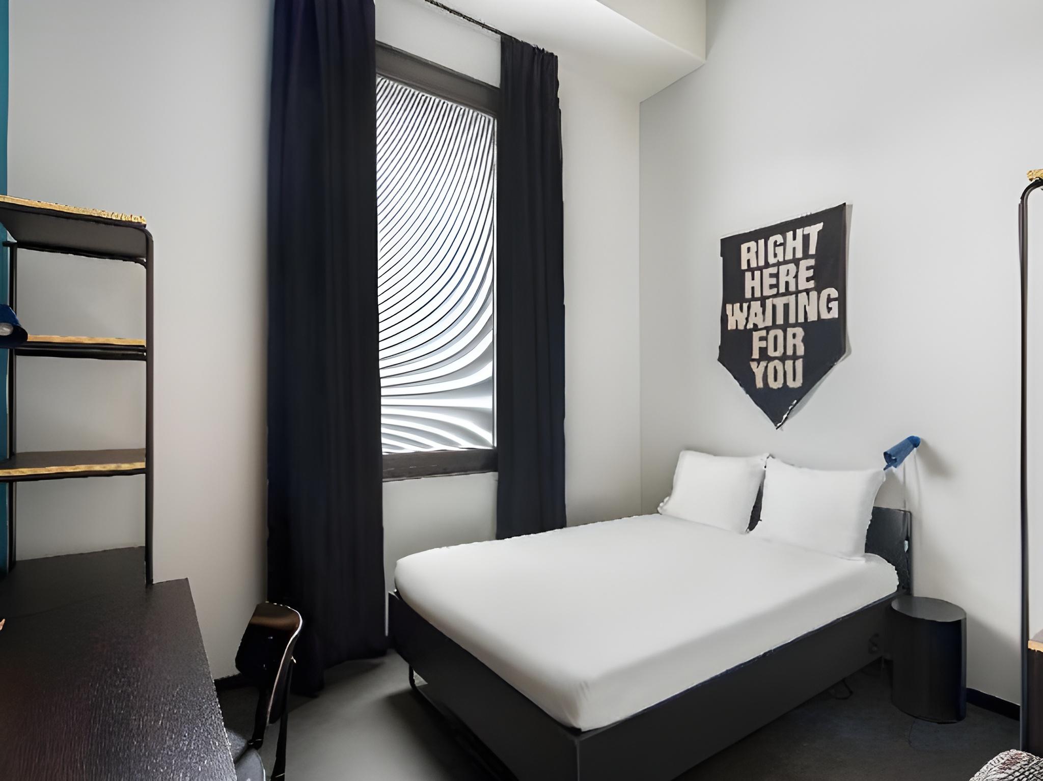 Economy, Double Bed