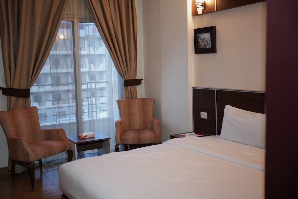 Ream Hotel 14/50