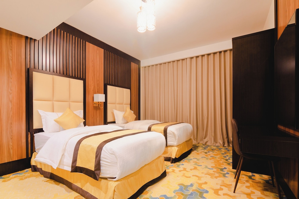 SUITE, 2 BEDS