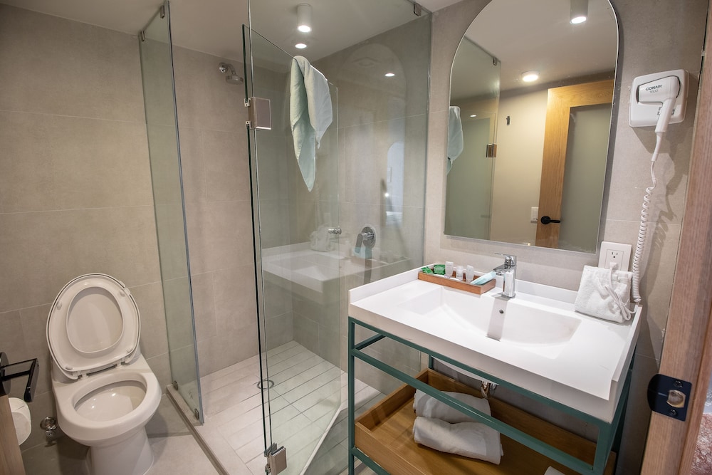 Oliva Plaza Hotel 48/50