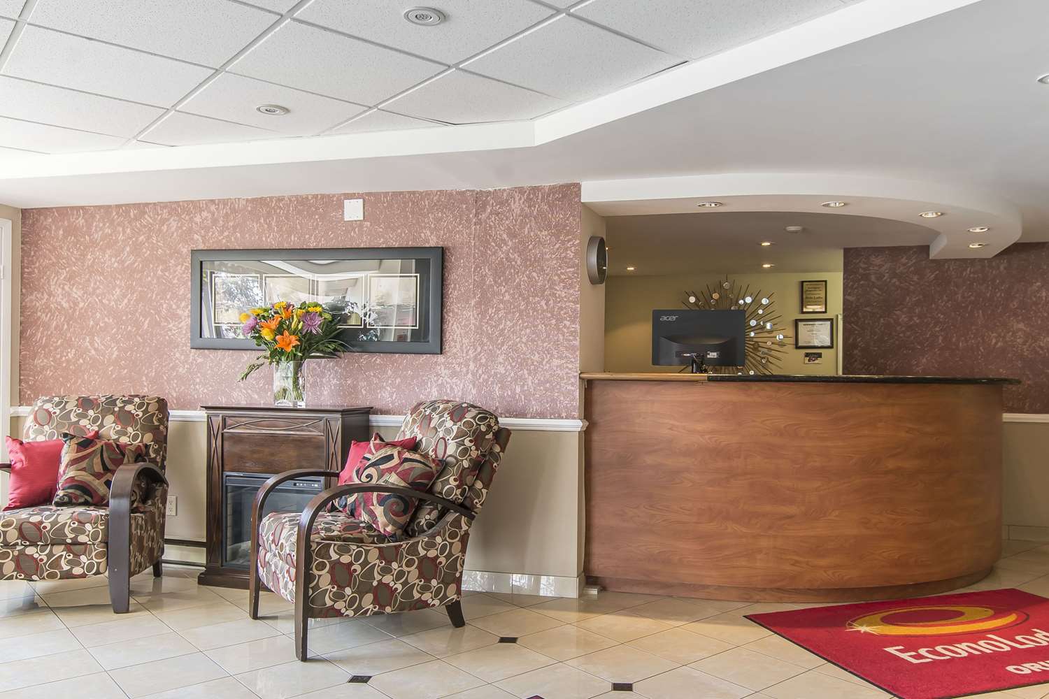 Econo Lodge Orillia 2/11