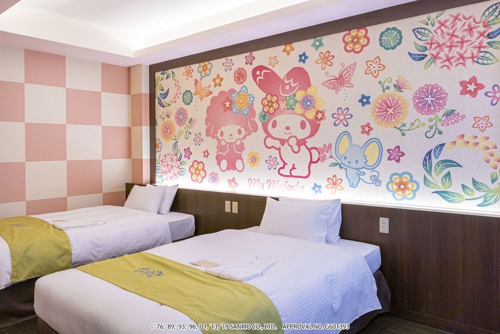 Melody, Deluxe, Twin Beds