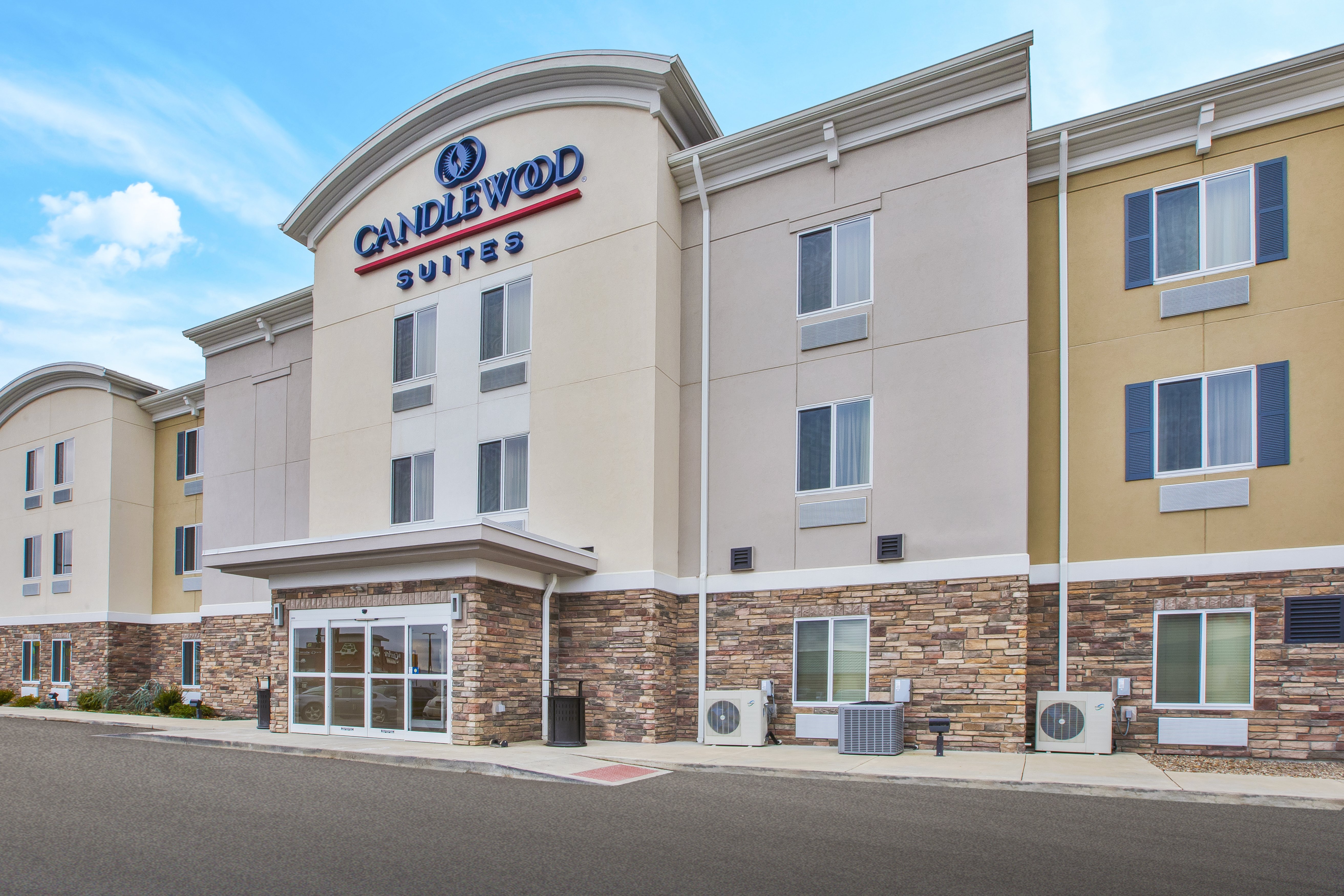 Candlewood Suites Morgantown Univ West Virginia 55/61
