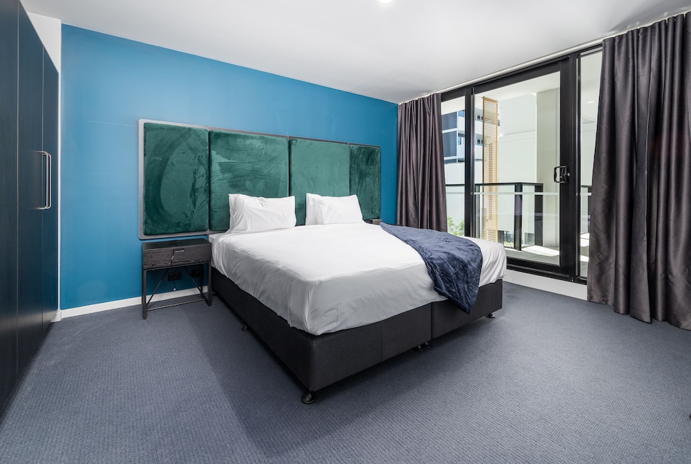 2 BEDROOMS, APARTMENT