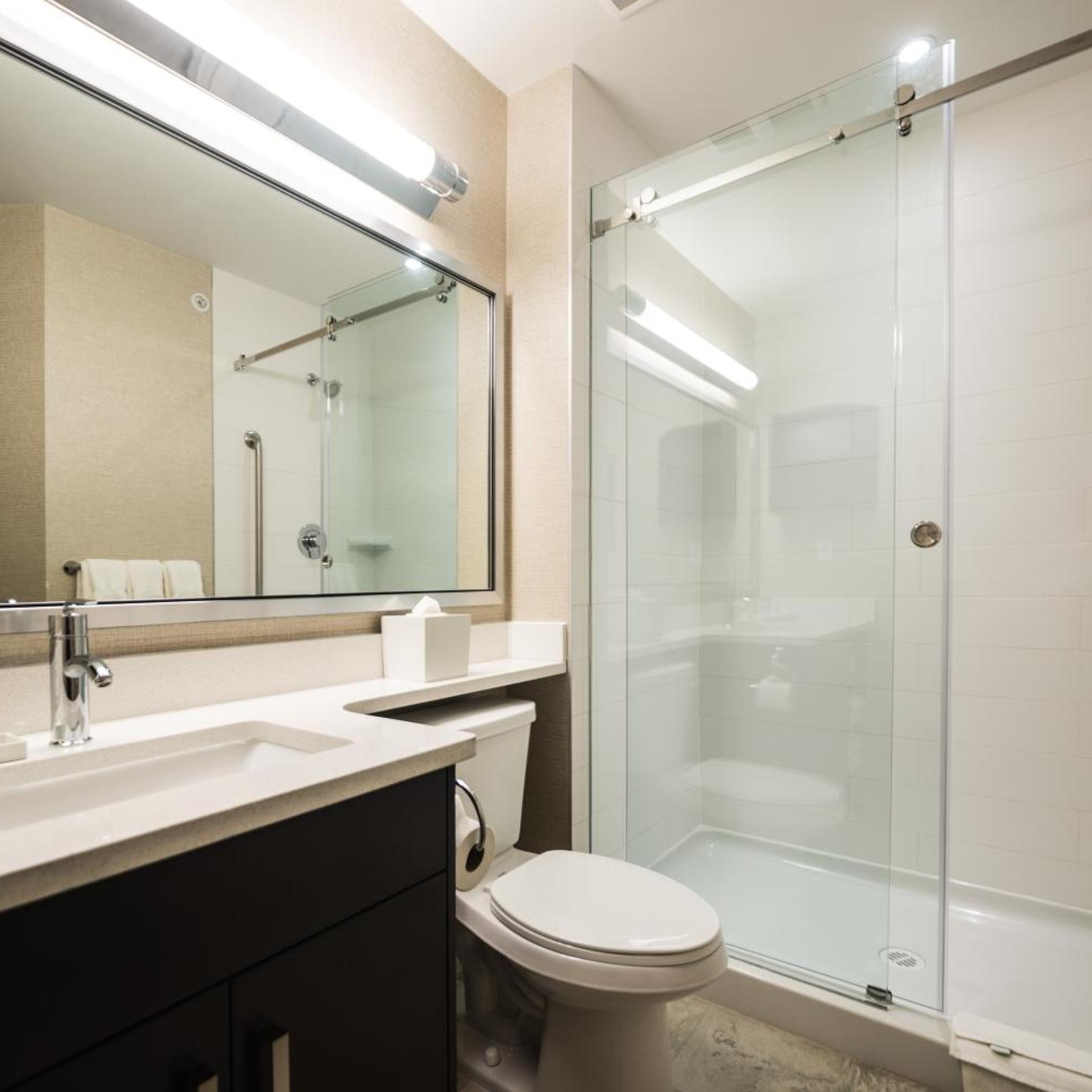 جناح استوديو بسرير كينج وسرير كوين، Candlewood Suites Edmonton West 5/7