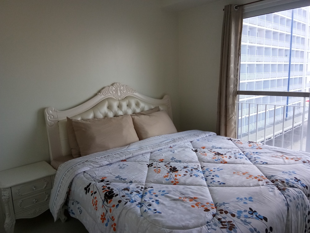 Wind Residences by SMCo 28/50