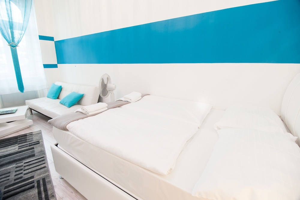 Royal Resort Apartments Westbahnhof 5/42