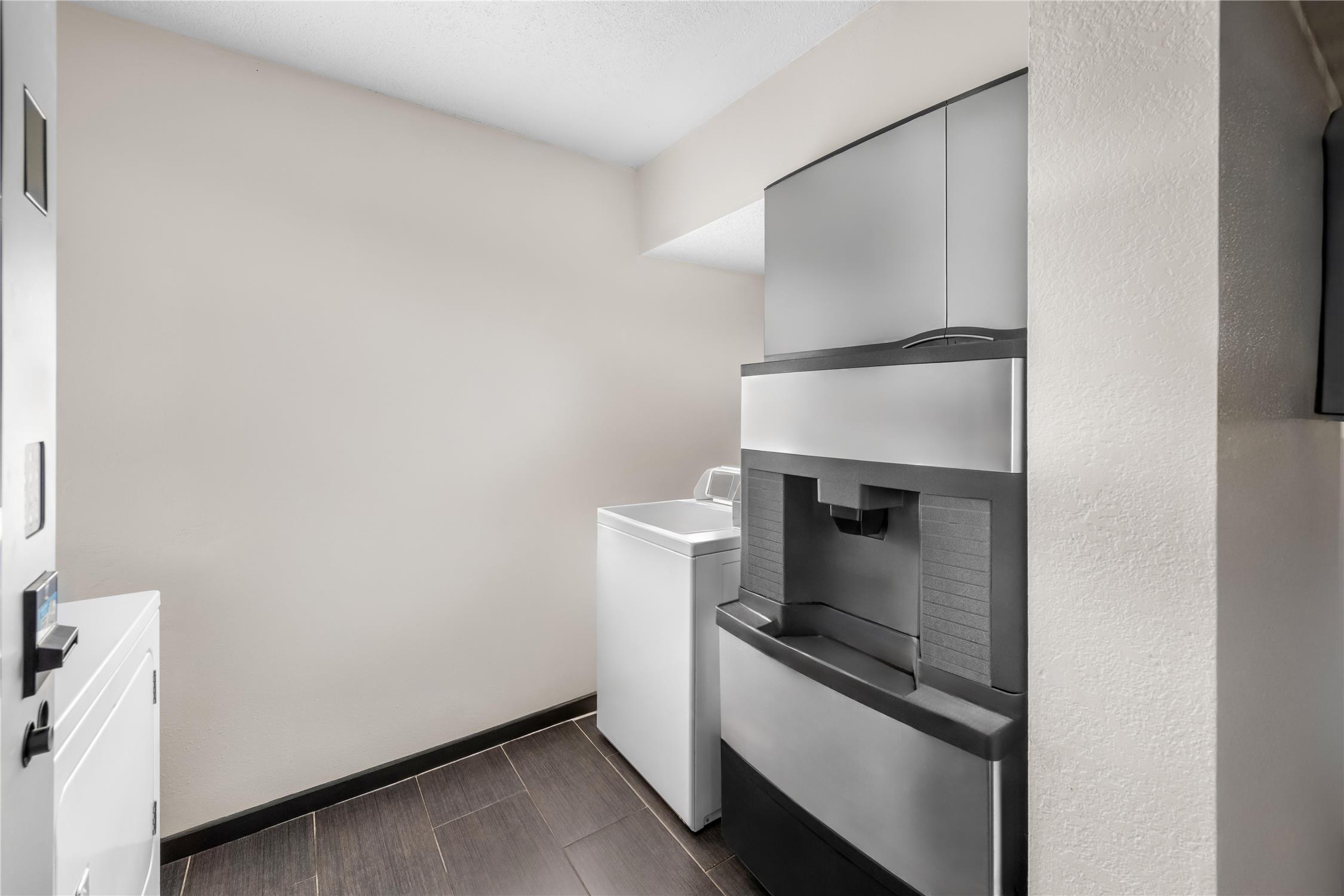 Americas Best Value Inn Kansas City E Independence 27/28