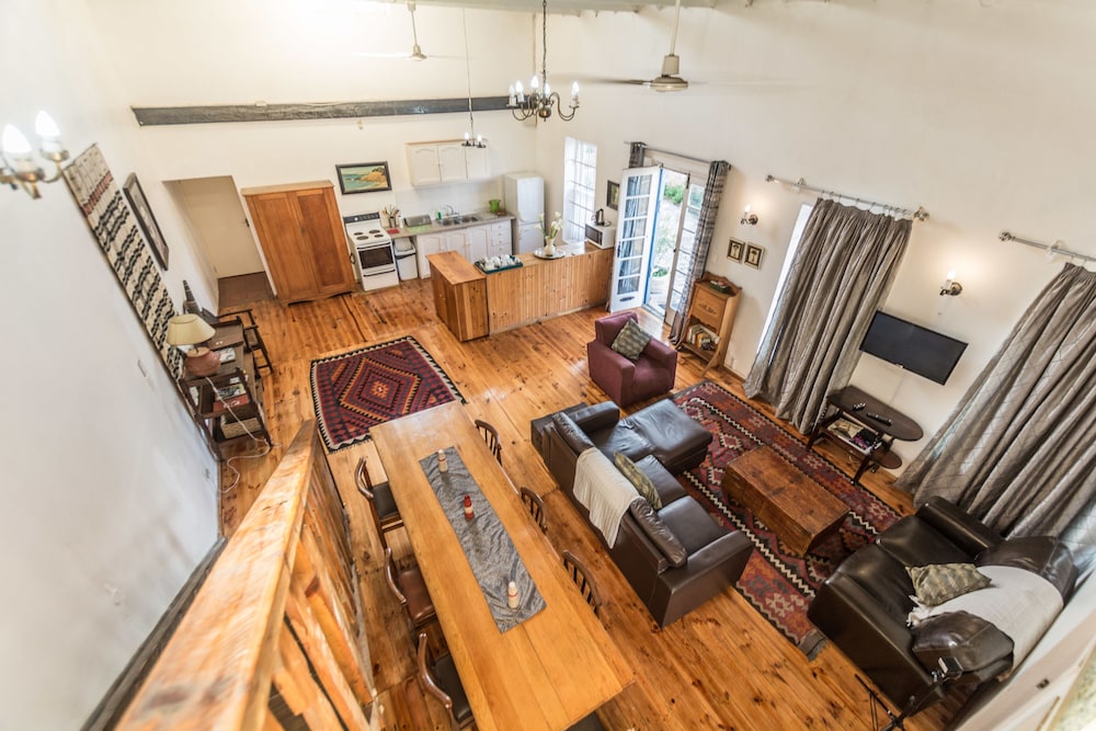Bartholomew S Loft 28/50