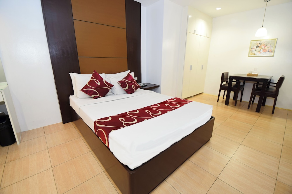 Standard, Double Bed, Acl Suites 2/5
