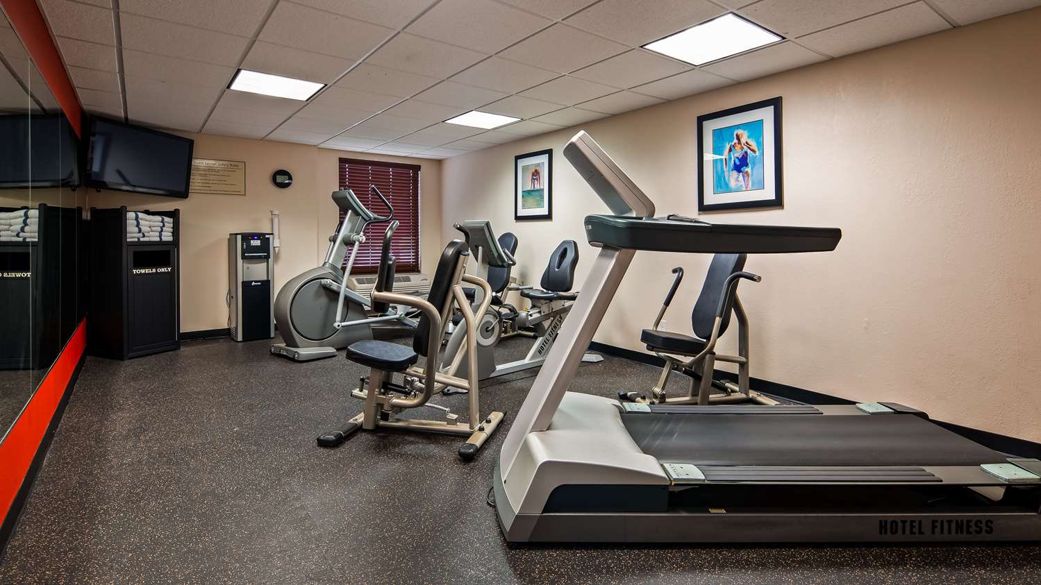 Best Western Plus Parkway Hotel 14/26