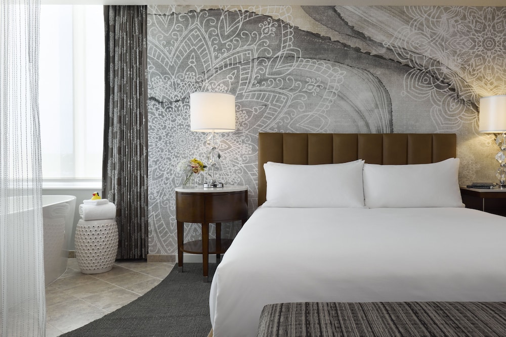 Archer Hotel Falls Church 10/65