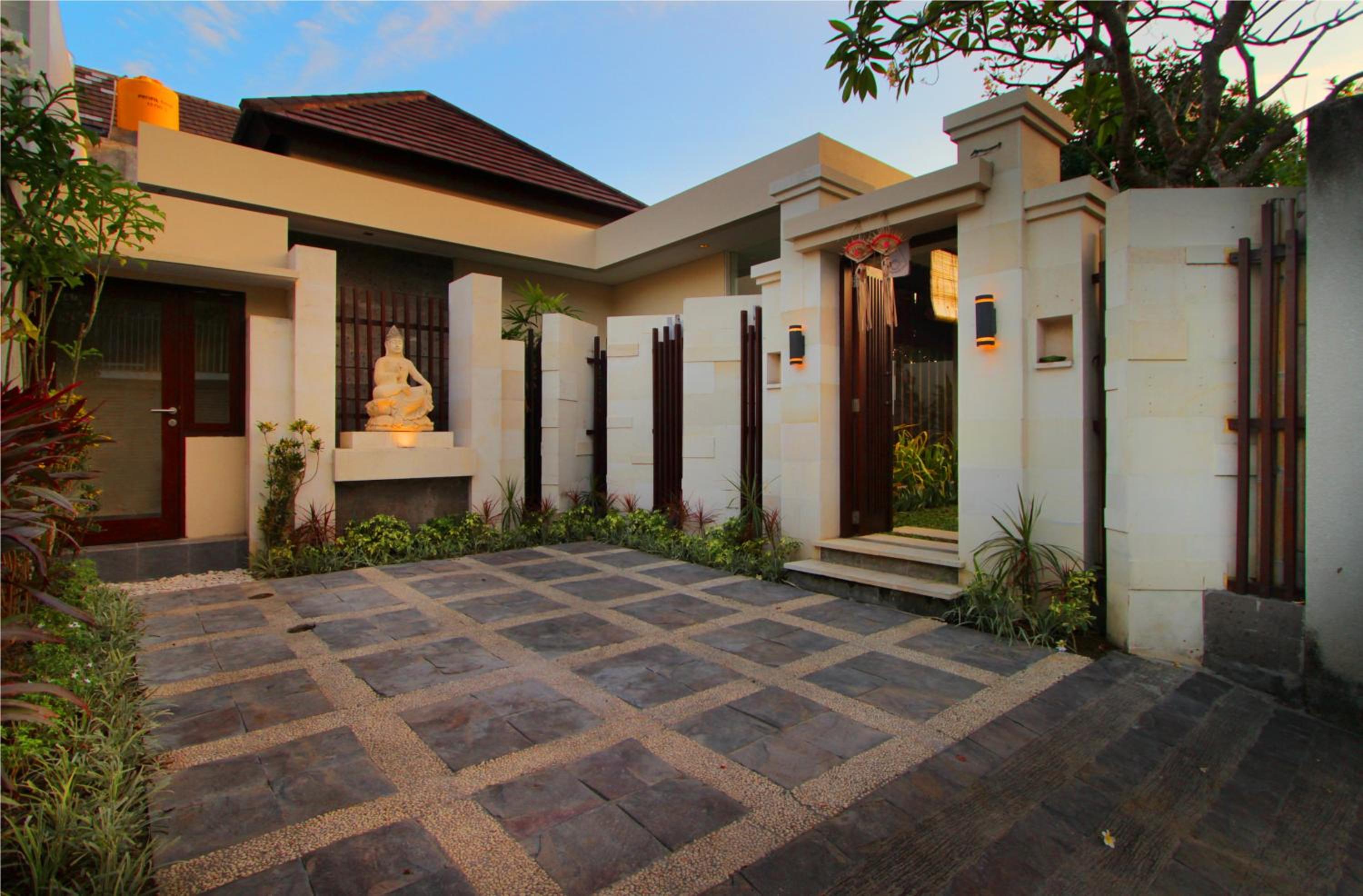 The Murdha Villa 44/49