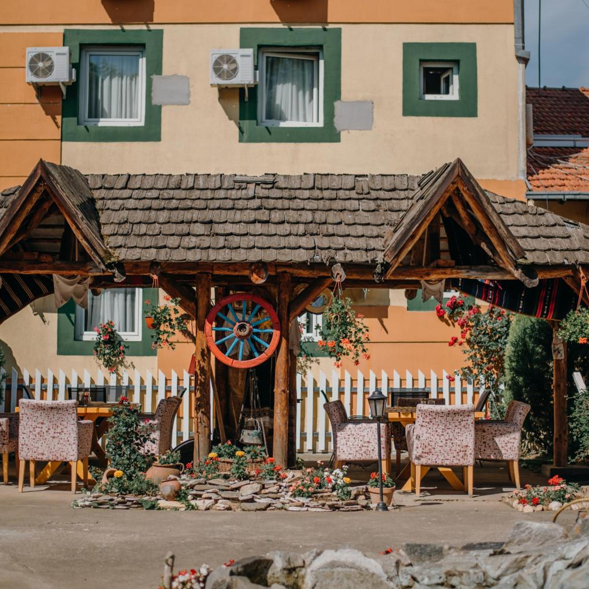 Gros Hotel 1/50