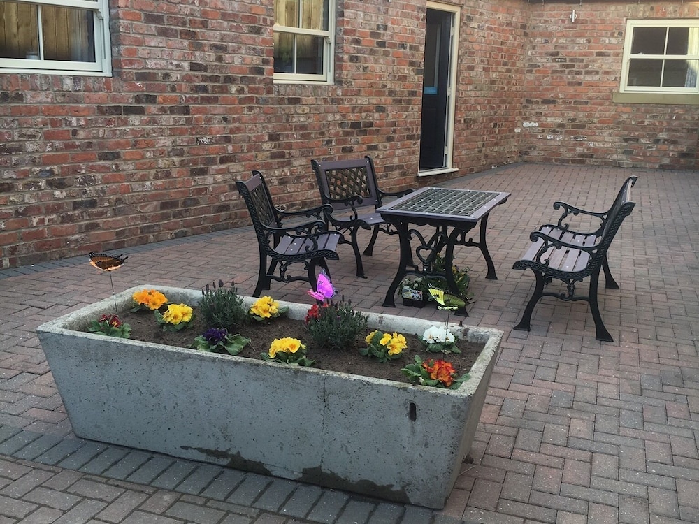 Newsham Grange Farm Bed and Breakfast 23/36