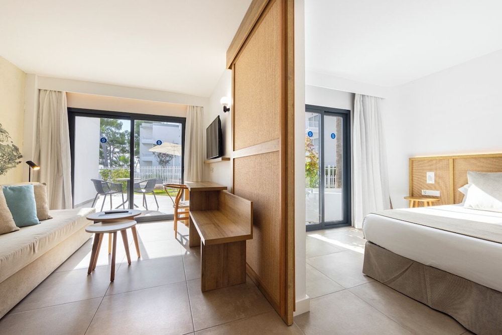 Ferrer Sofia Aparthotel 19/65