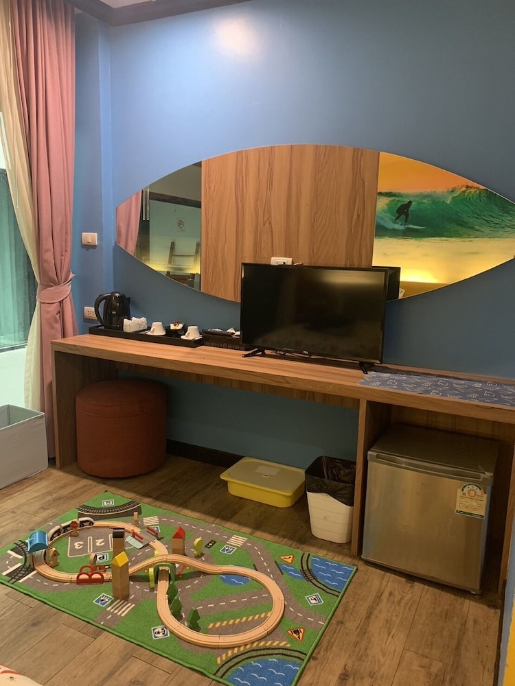 MUST SEA HOTEL(FORMERLY MUSSEE KATA BOUTIQUE) 53/70