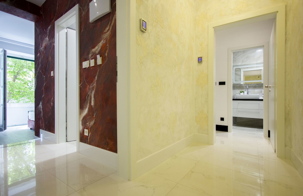 Well Of Life Luxury Rooms 14/26