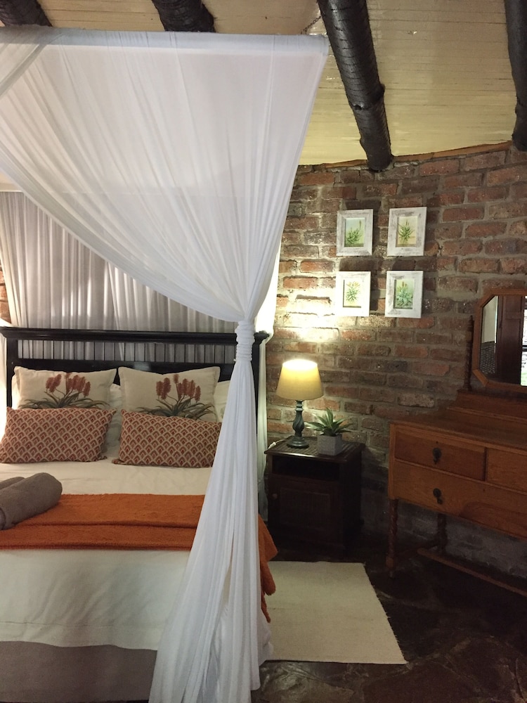 Areena Riverside Resort 14/43