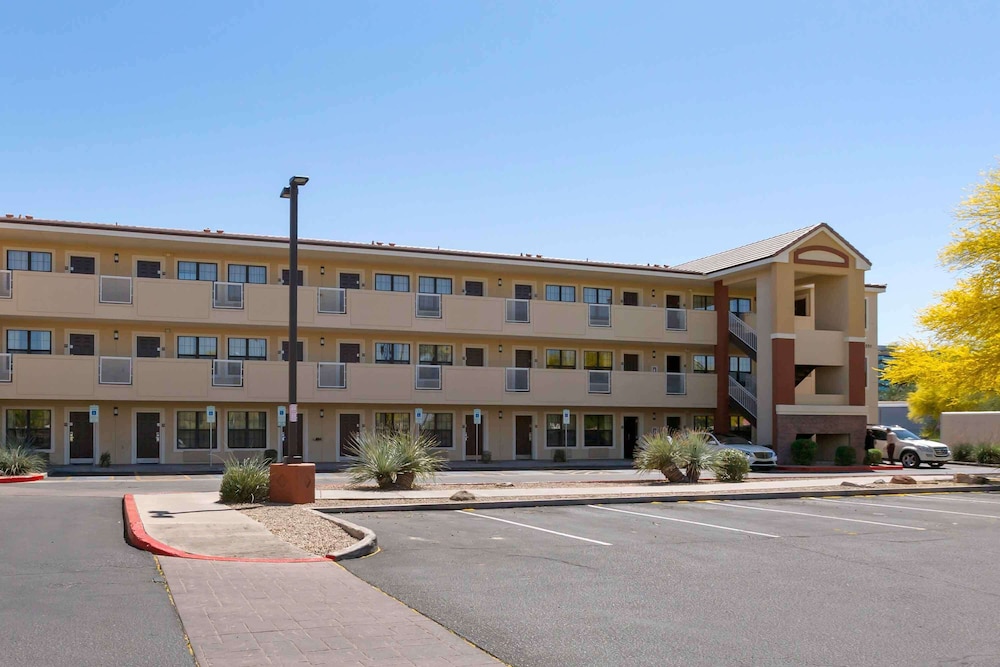 Extended Stay America Phoenix Scottsdale North 32/38