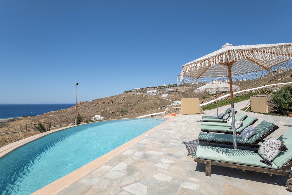 Anerousses Mykonian Traditional Houses 44/50