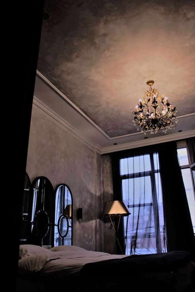 Andromeda Hotel 4/50