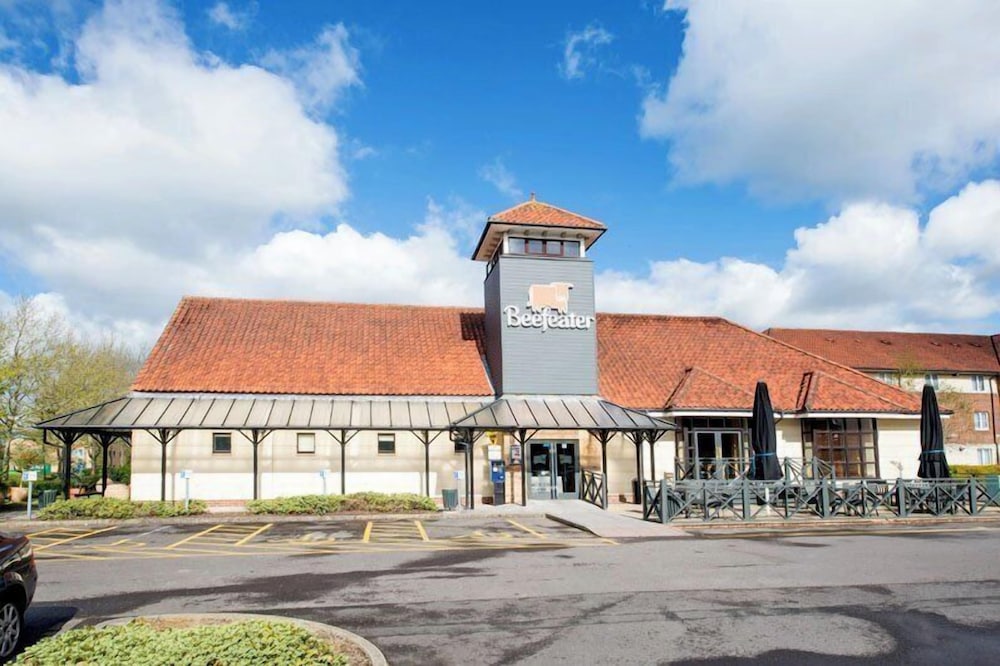 Premier Inn Swindon West in SWINDON