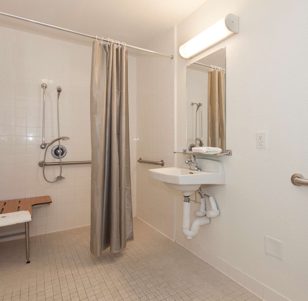 Motel6 Buellton, CA - Solvang Area 14/37