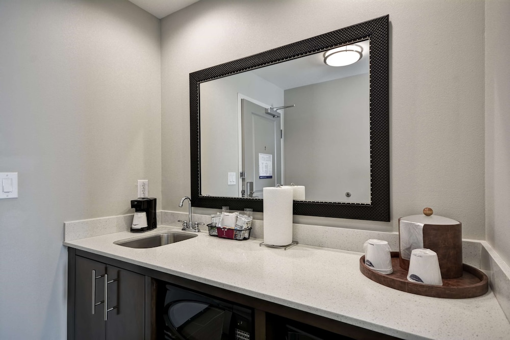 Hampton Inn Kenedy 30/57