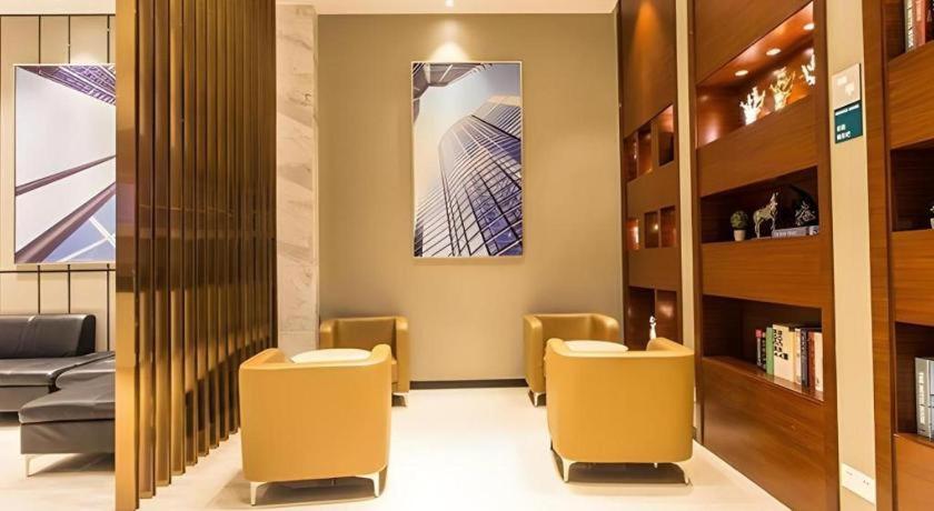 City Comfort Inn (Nanning East Railway Station) 35/51