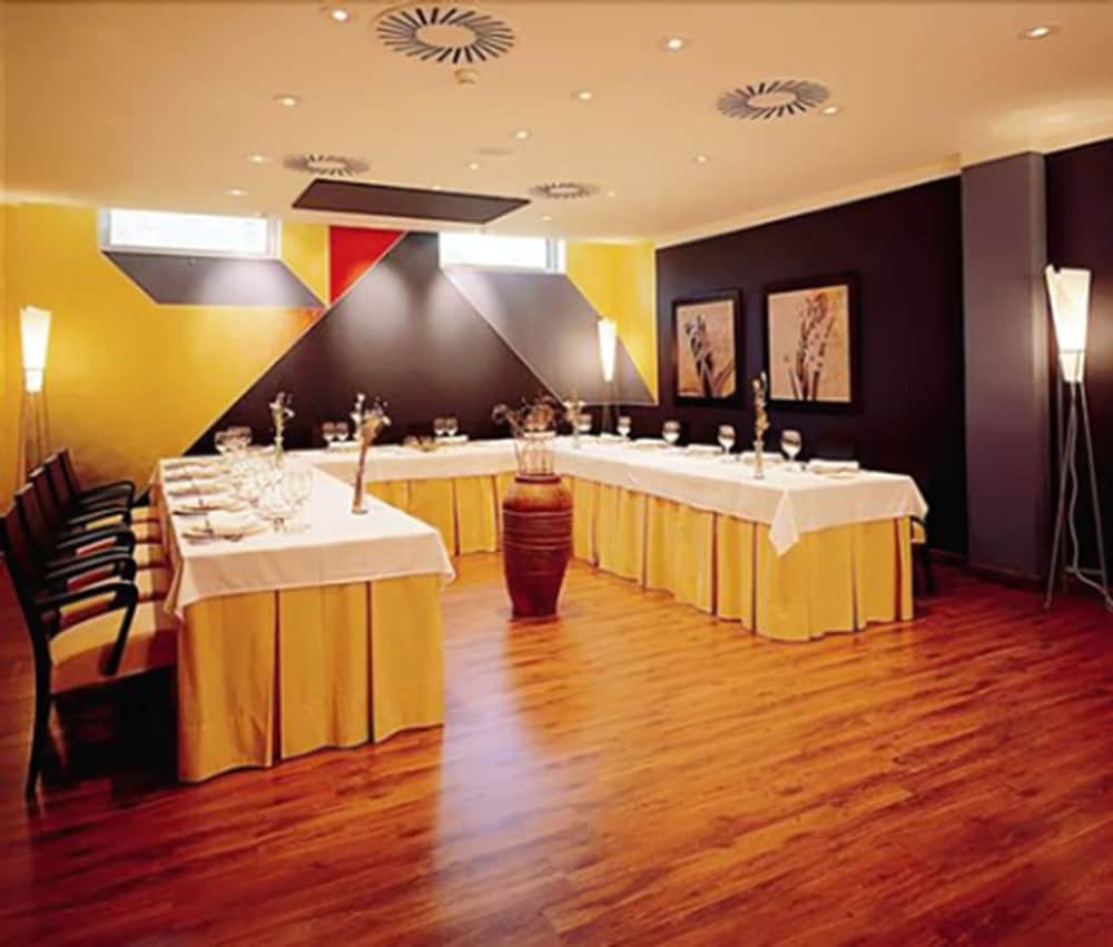 Hotel Torresport 20/48
