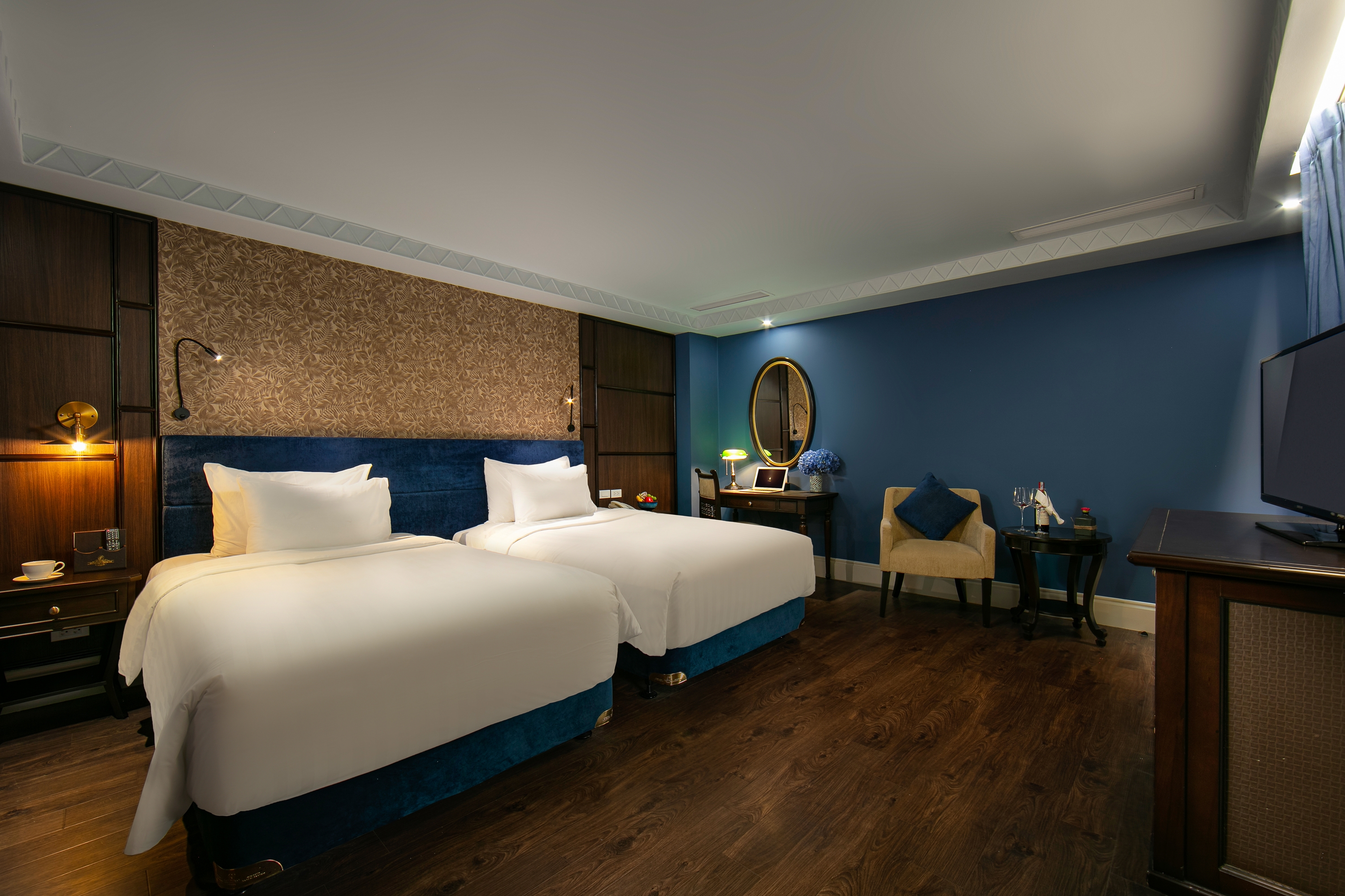 COLLECTION, SINGLE BED