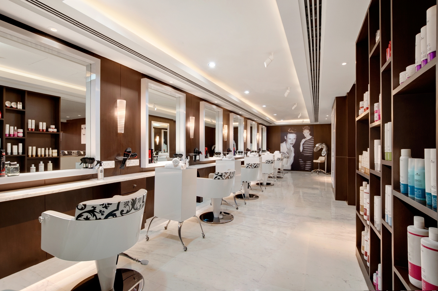 The Leela Ambience Convention Hotel Delhi 49/63
