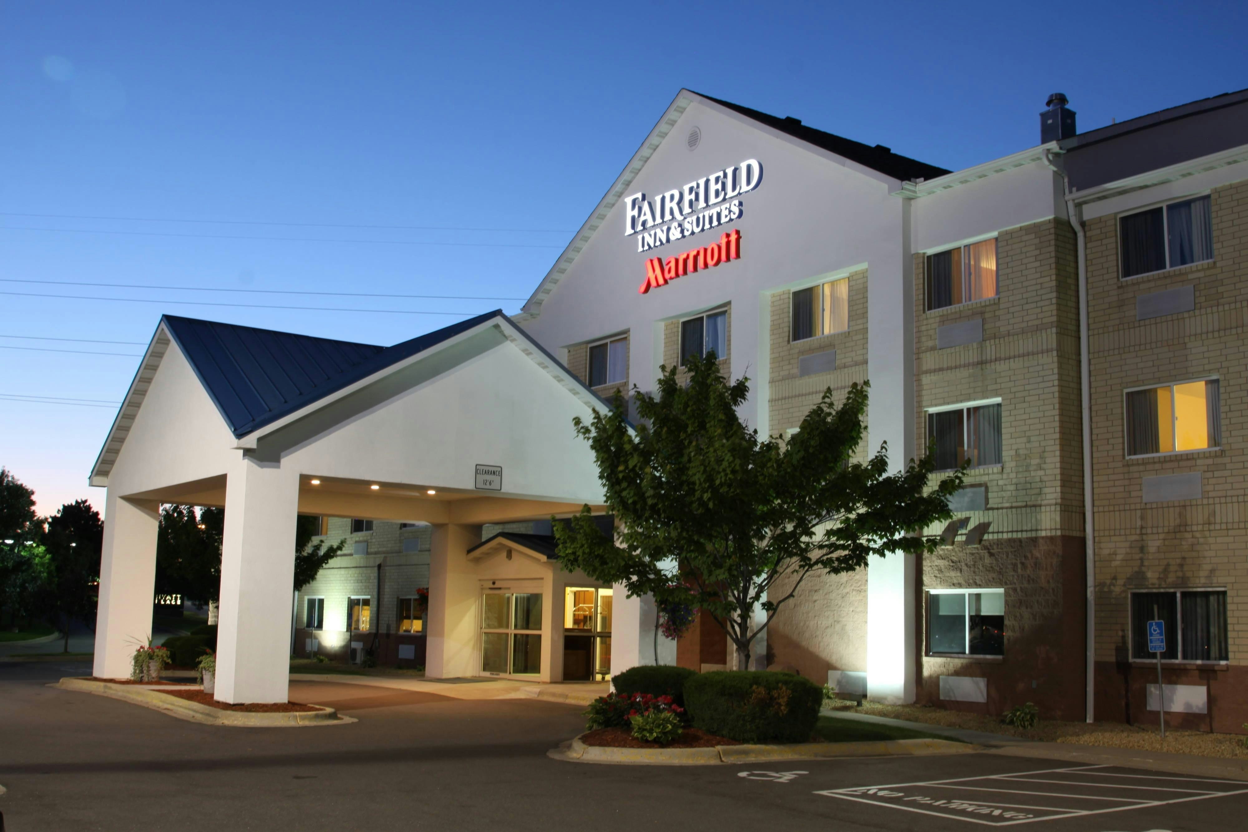 Fairfield Inn Suites Minneapolis Eden Prairie 40/40
