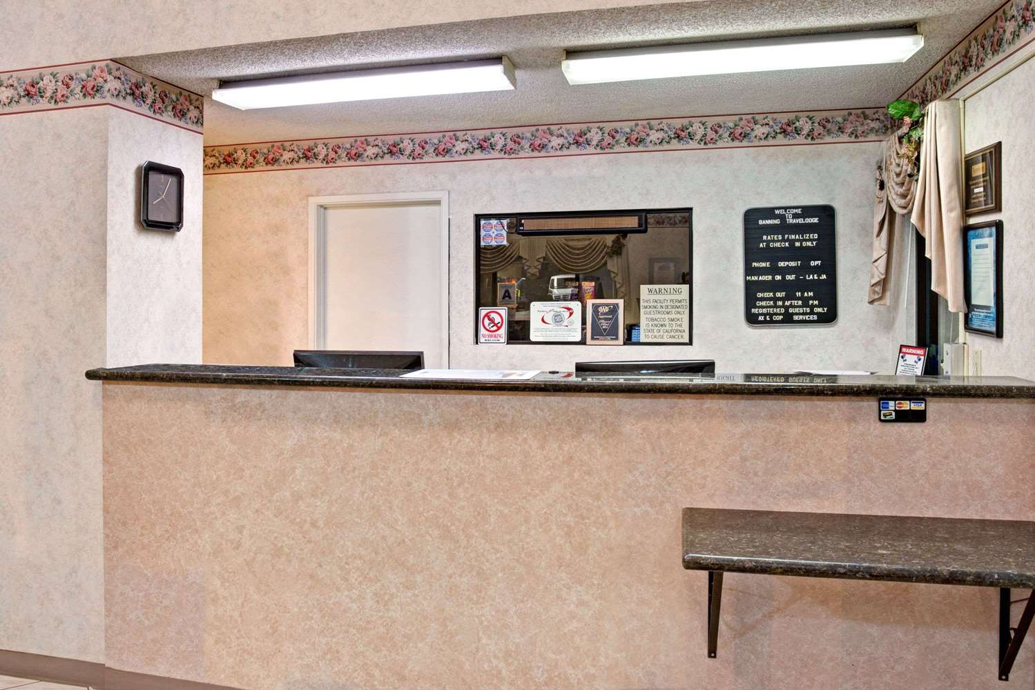 Travelodge By Wyndham Banning Ca Near Casino/Outlet Mall 4/16