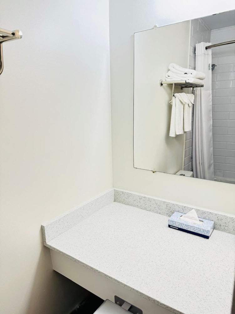 Ramada by Wyndham Dawson Creek 23/23