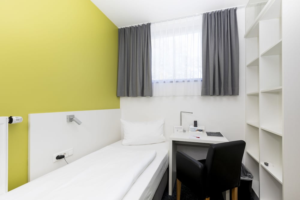 Mk Hotel Eschborn 24/50