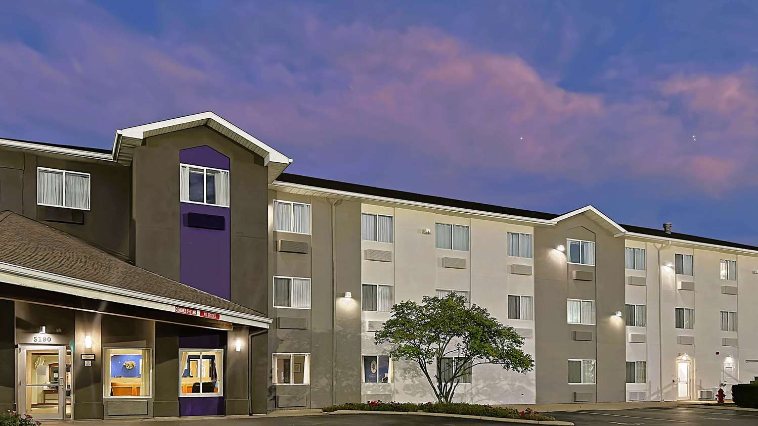 Sleep Inn & Suites - Oxford - University Area 2/44