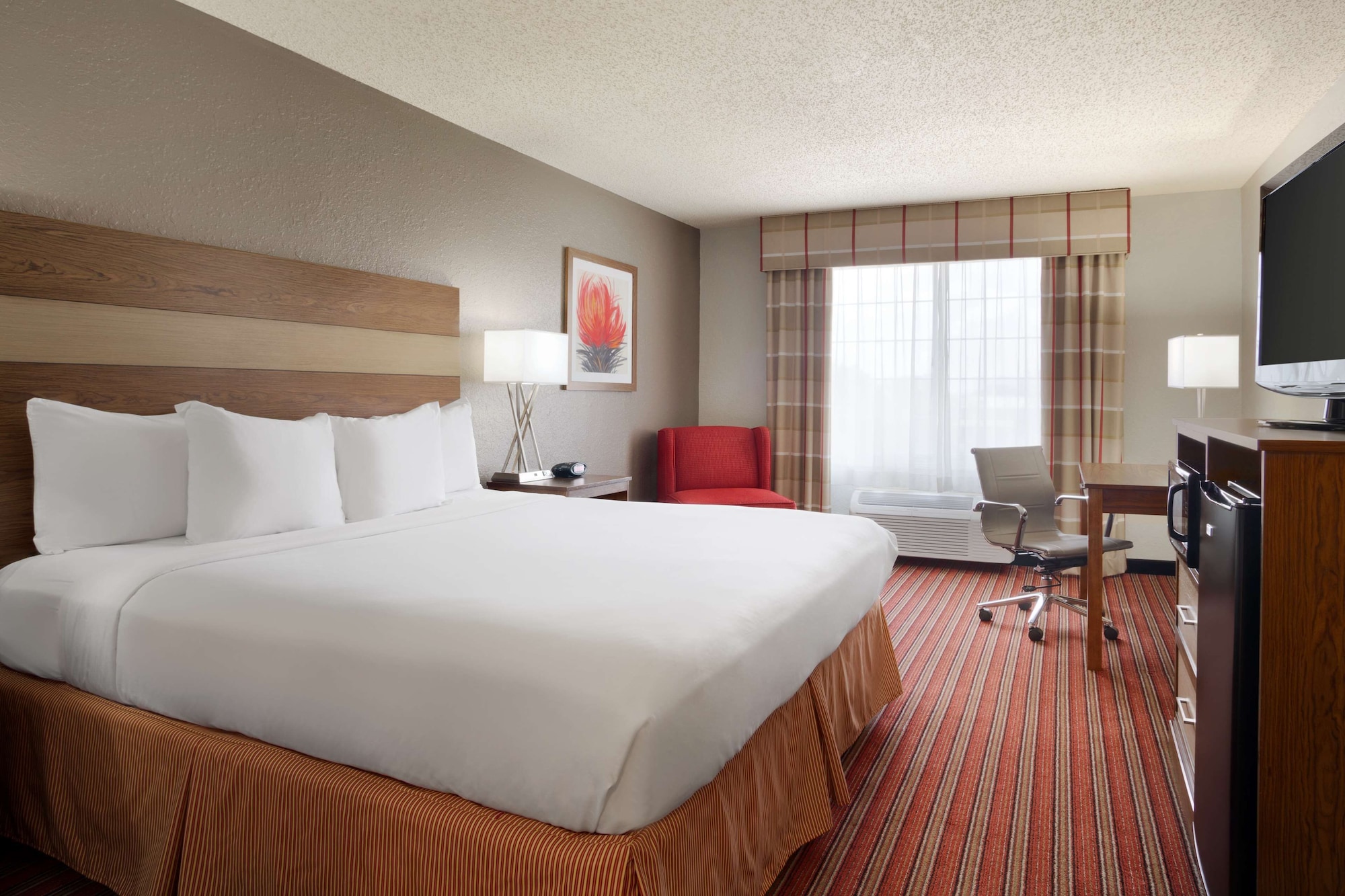 ROOM, KING BED