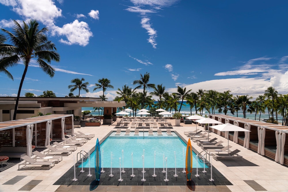 Waikiki Beach Marriott Resort and Spa in HONOLULU - HI