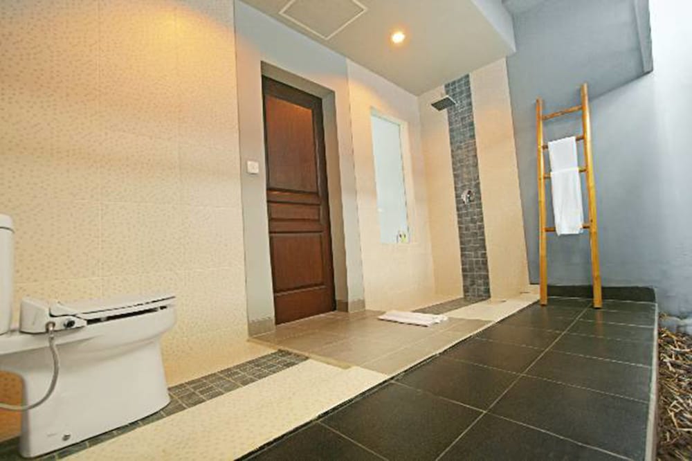 Grey Boutique Inn 25/26