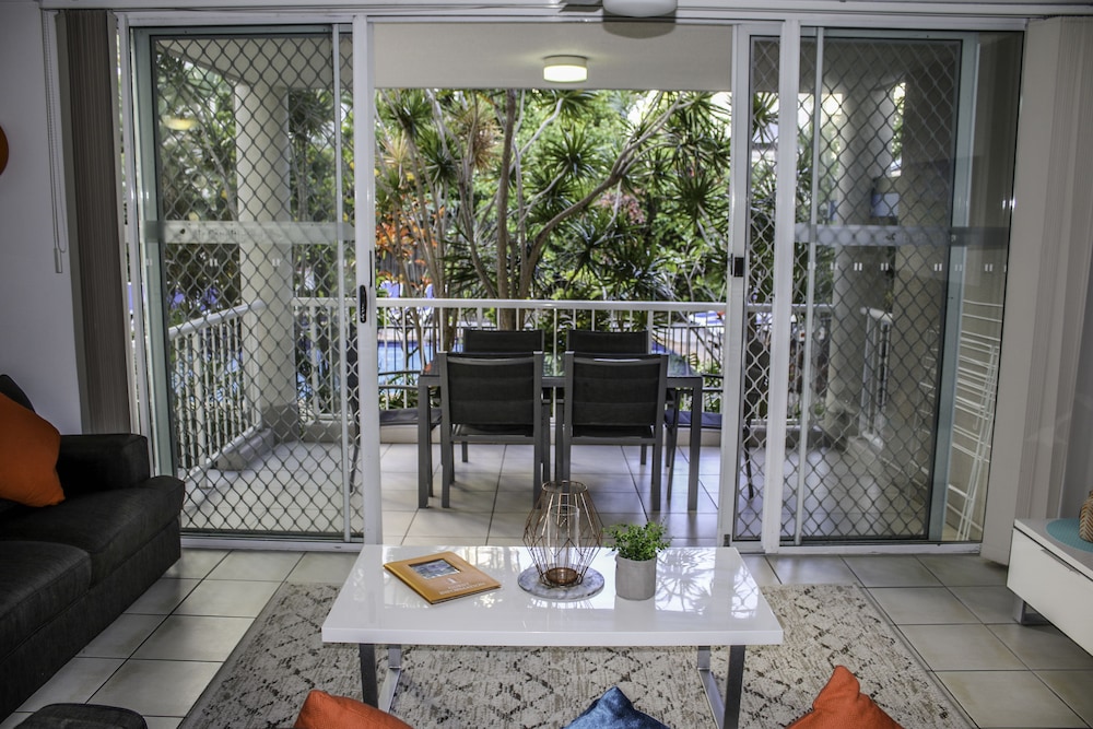 Surfers Beach Holiday Apartments 28/45