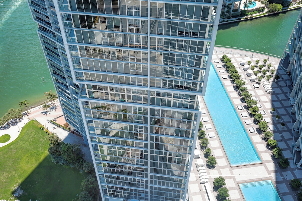 Brickell by Miami Vacation Rentals 4/42