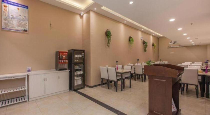 Lavande Hotel (Wuhan Fanhai CBD) 42/45