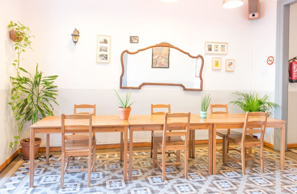 Soul Backpackers Barcelona 11/24
