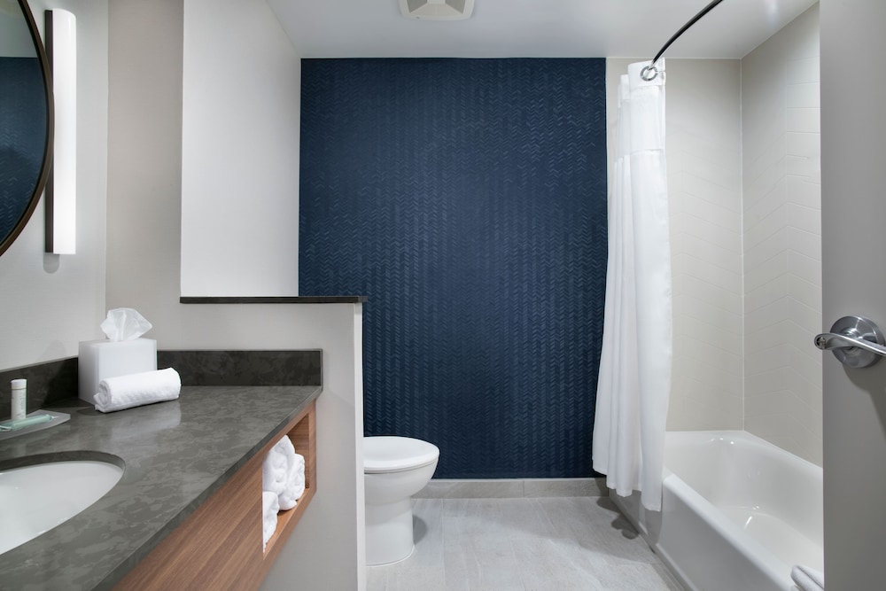 Fairfield Inn & Suites by Marriott Memphis Arlington 25/28
