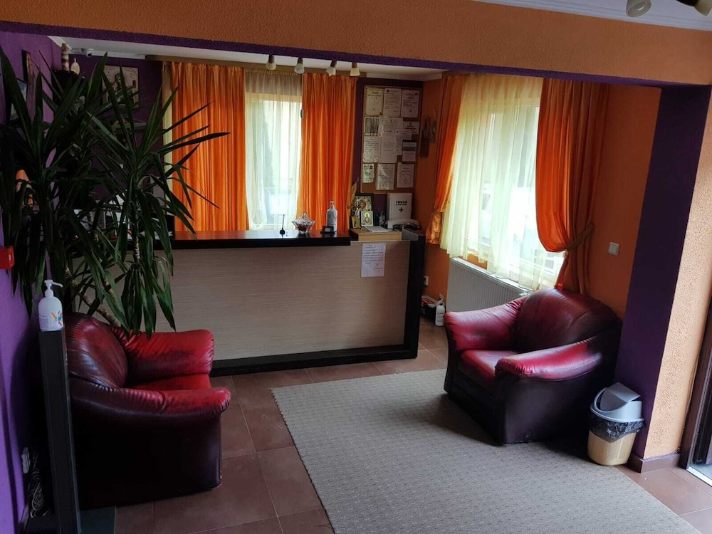 Hotel Iri 35/63