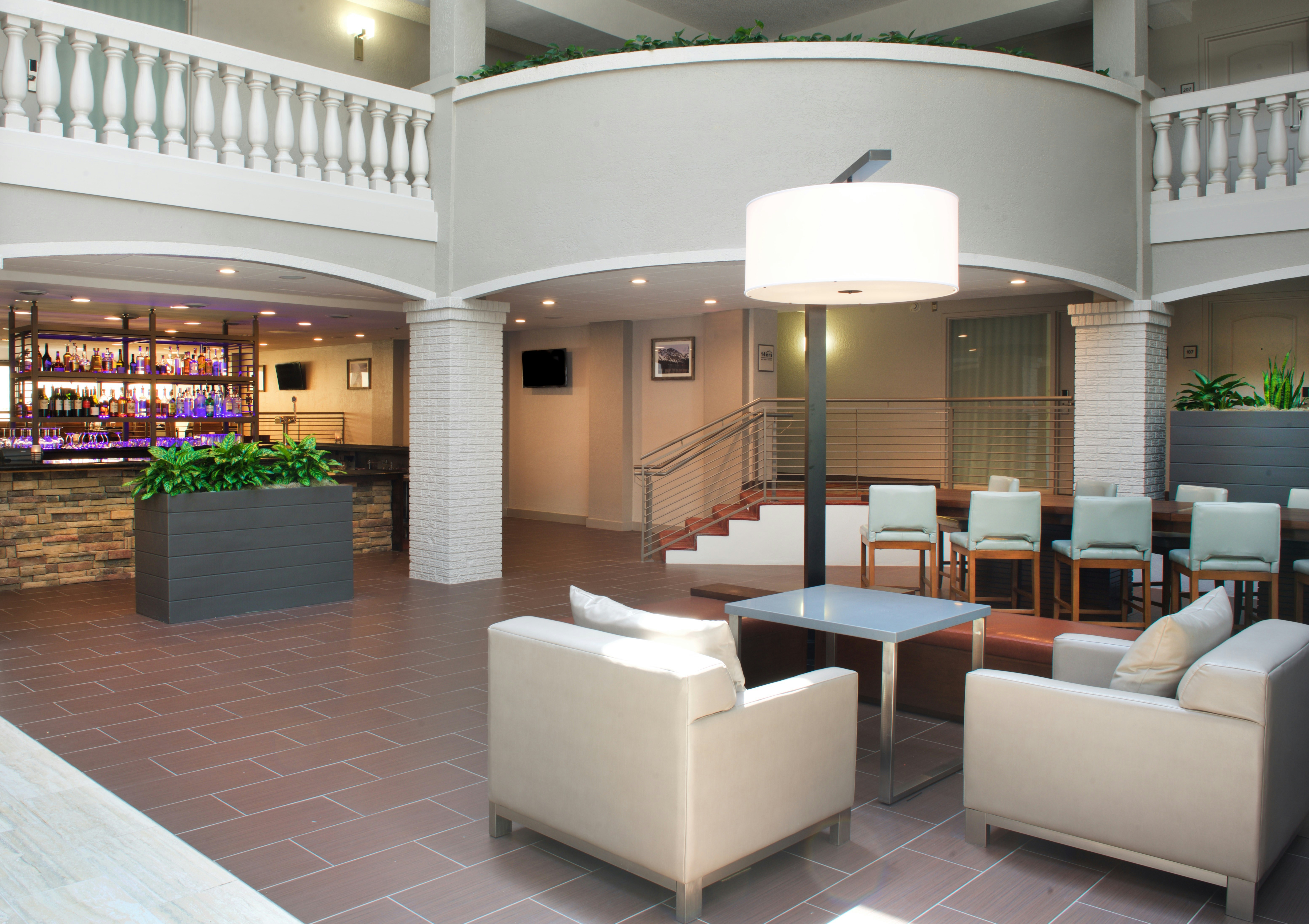 Embassy Suite Hotel Colorado Springs 39/68